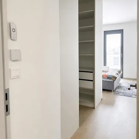 Sunsetskylineapartment * Bratislava
